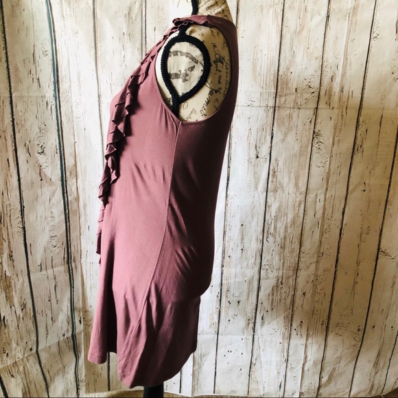 GUC NEW YORK & COMPANY STREET WEAR TANK W/ FRILLS - Picture 3 of 8